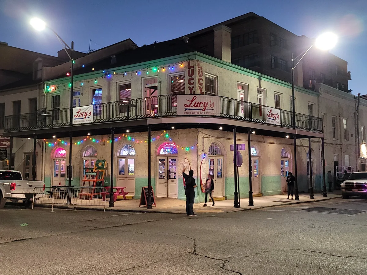 Lucy's completed wraparound gallery at Tchoupitoulas and Girod streets in 2020.